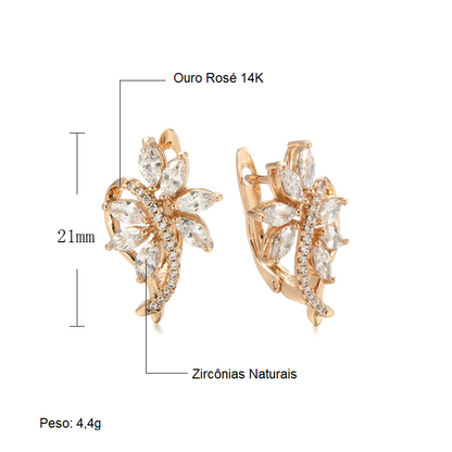 Par de Brincos de Flor com Pétalas de Zircônia e Acabamento em Ouro Rosé 14K