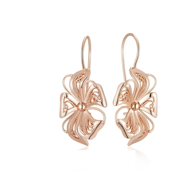 Par de Brincos Vintage de Flores Hibiscus com Acabamento em Ouro Rosé 14K