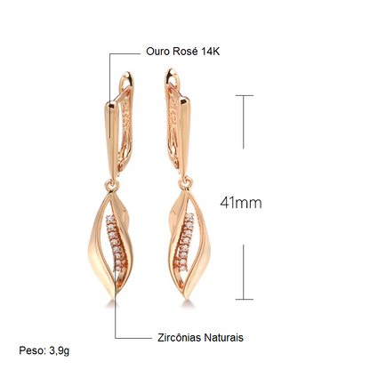 Par de Brincos Geométricos Luxuosos Cravejados de Zircônias com Acabamento em Ouro Rosé 14K