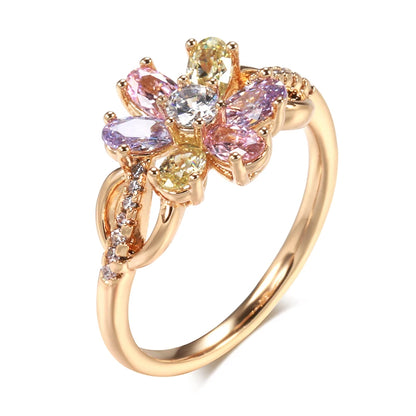 Anel Delicado com 6 Zircônias em Formato de Estrela Multicoloridas e Detalhes de Zircônias Cravejados, Acabamento em Ouro Rosé 14K