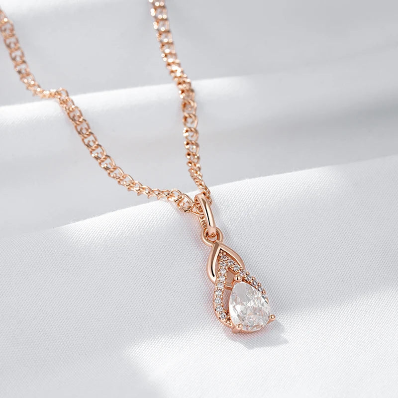 Colar Luxuoso de Gotas com Acabamento em Ouro Rosé 14K Cravejado de Zircônias