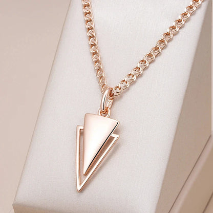 Colar Geométrico Minimalista com Acabamento em Ouro Rosé 14K Design Triangular