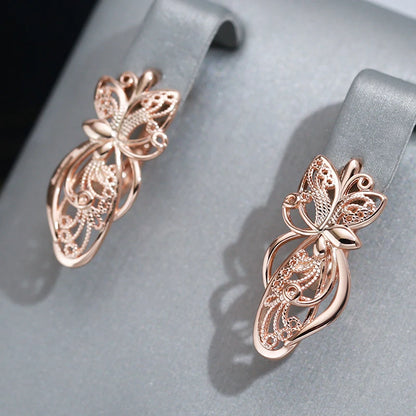 Par de Brincos Vintage de Flores Oco com Acabamento em Ouro Rosé 14K